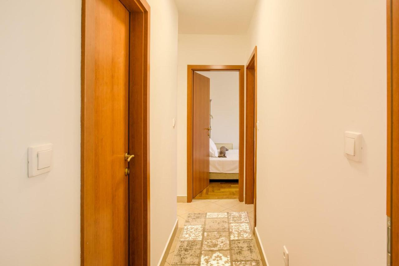 Apartment San Rocco Center Pula Exterior foto